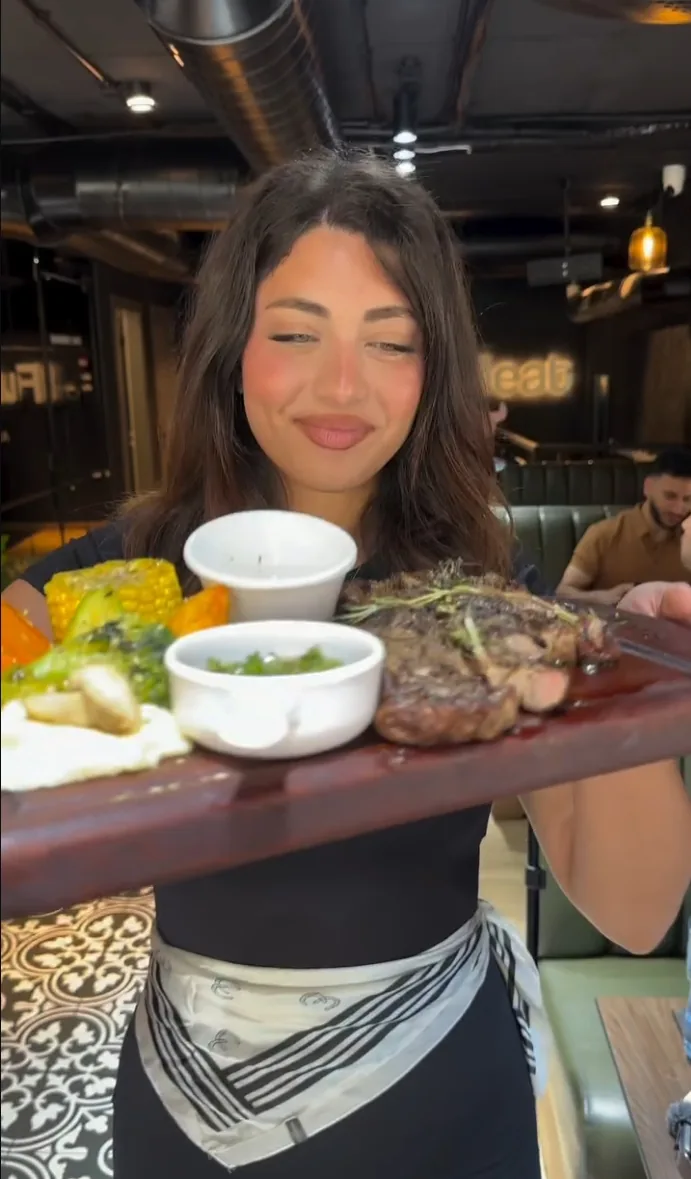 Full Meat on Instagram